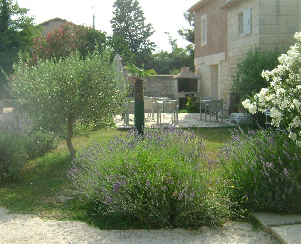 Mas Guiraud, Le Coquet Bed and Breakfast Beaucaire  Εξωτερικό φωτογραφία